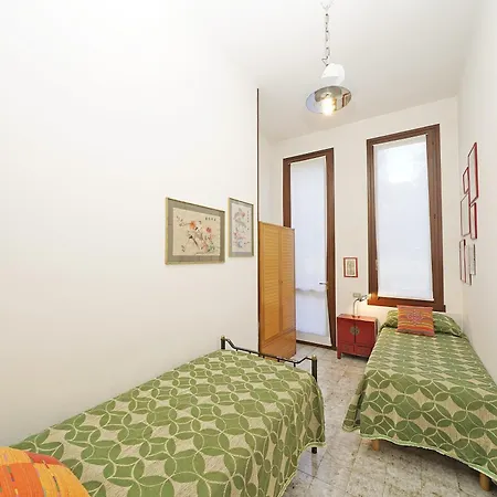 Uno Sguardo Sul Lago Ghh Apartman Gardone Riviera