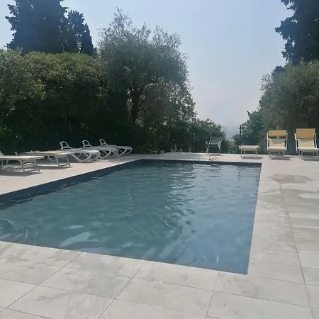 Apartman Uno Sguardo Sul Lago Ghh Gardone Riviera